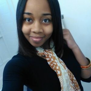 Meet your Posher, Laura