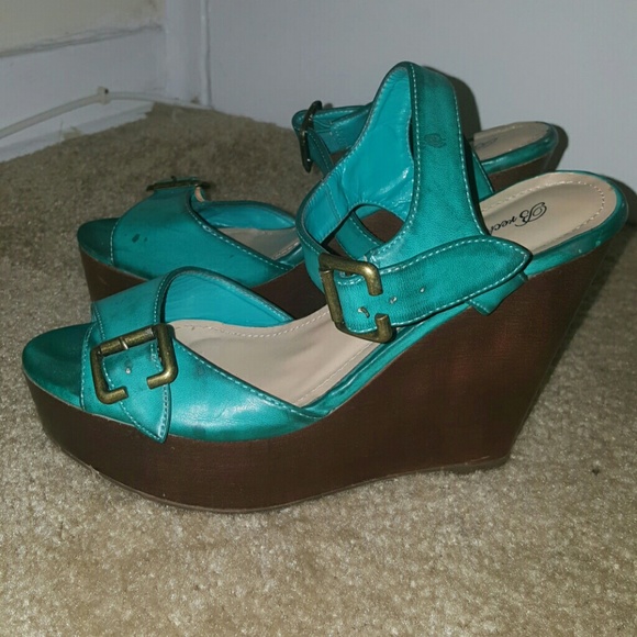WEDGES