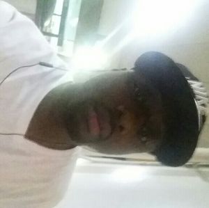 Meet your Posher, Dennis