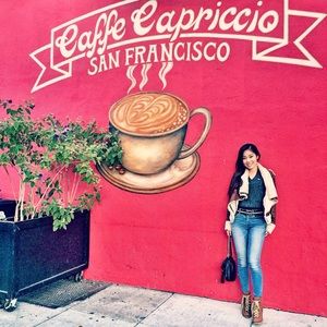 Meet your Posher, Crystal