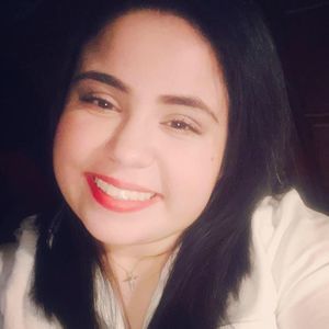Meet your Posher, Graciela