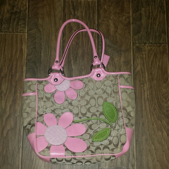 Authentic Coach Bleecker Signature Floral Tote