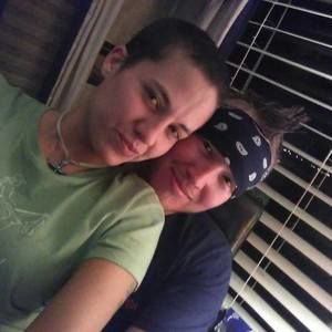 Meet your Posher, Crystal