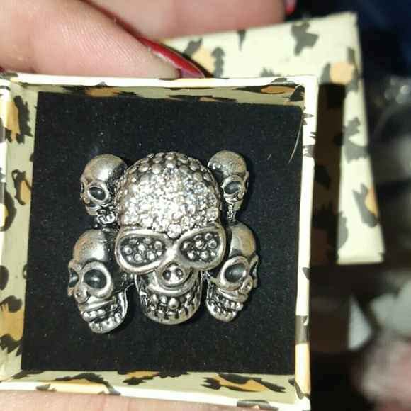 Costume jewelry ring