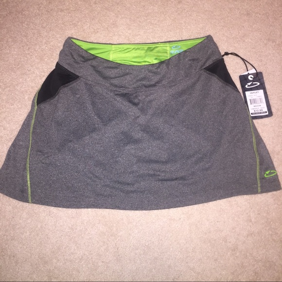 Dresses & Skirts - NWT athletic skorts