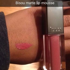 Bisou matte lip mousse