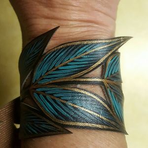 Leather bracelet