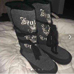 juicy couture boots *on hold*