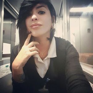 Meet your Posher, Frances