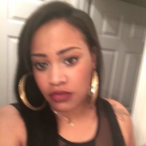 Meet your Posher, Tiffany