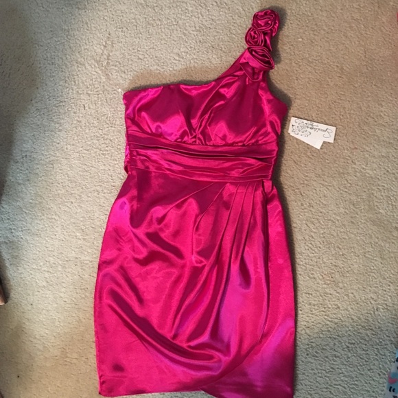 Magenta One Shoulder Formal Dress