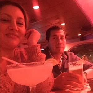 Meet your Posher, Melina