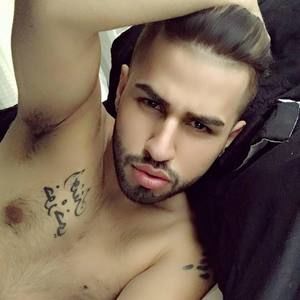 Meet your Posher, Julian