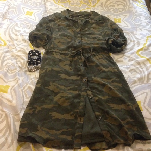 Camouflage print dress - Picture 3 of 4