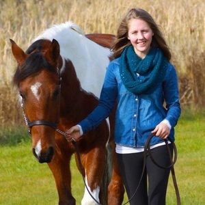 Meet your Posher, Caitlin