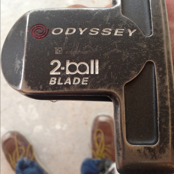 Odyssey 2ball blade putter . 35" long/LEFT HANDED