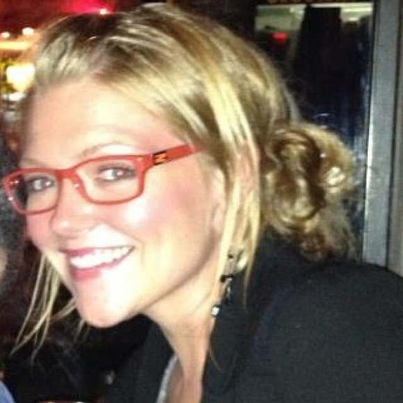 Meet your Posher, Anne - Picture 1 of 1