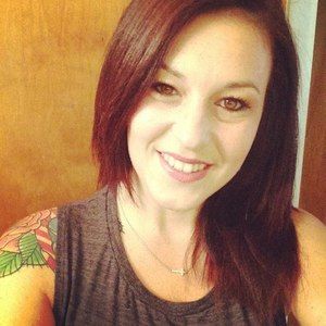 Meet your Posher, Lauren