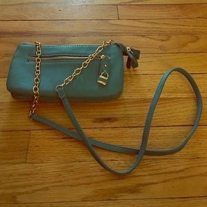 NWOT Teal crossbody purse with gold accents