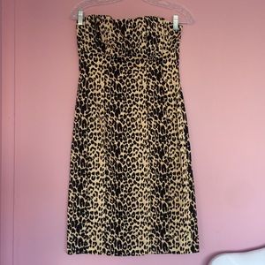 Leopard print strapless dress