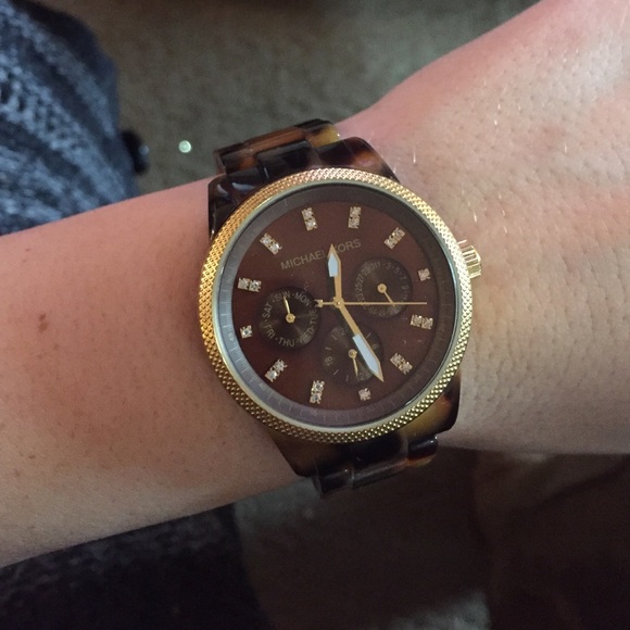 MICHAEL Michael Kors Accessories - 💕Authentic Michael kors brown watch