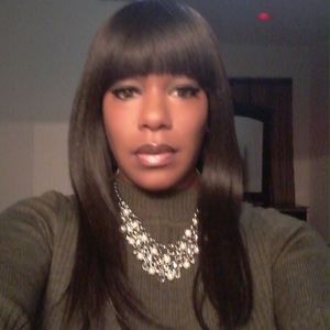 Meet your Posher, Helen