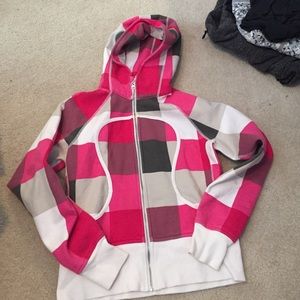 Lululemon Scuba 8