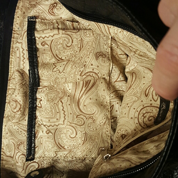 Leather cross embellished bag - Picture 3 of 4