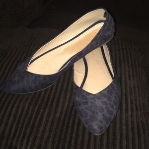 Black and grey leopard print flats