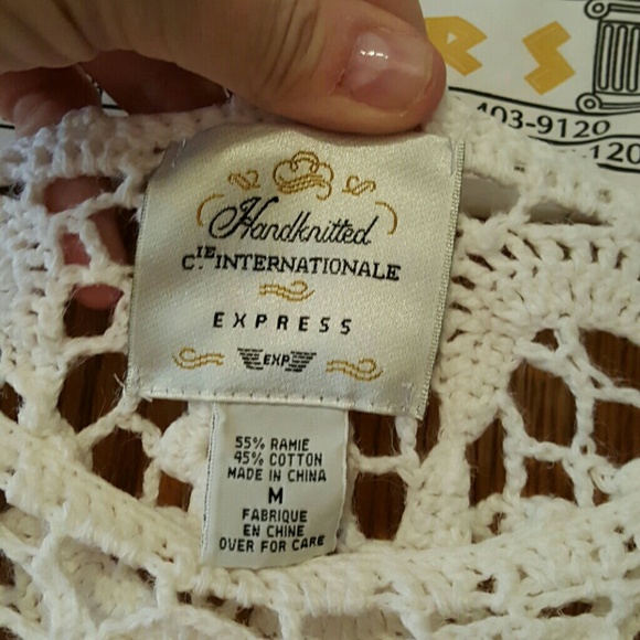 Express crocheted white sweater.Size M - Picture 3 of 4