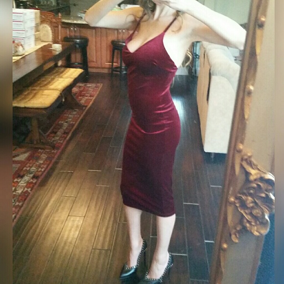 Sexy Velvet Sultry dress clubbing / dining dress - Picture 2 of 4