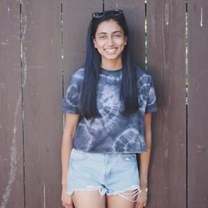 Meet your Posher, Chitra