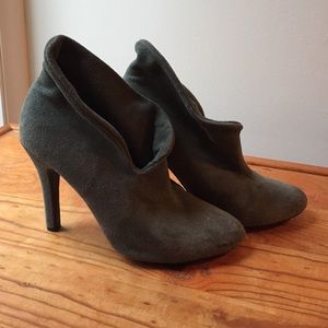 4 inch gray suede  boots