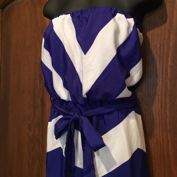 New Look Strapless Maxi - Picture 2 of 3
