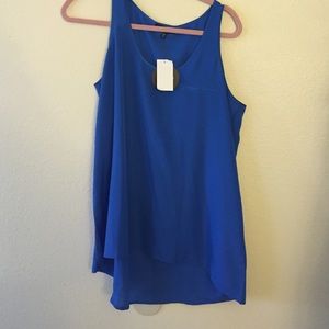 NWT blue flowy tank