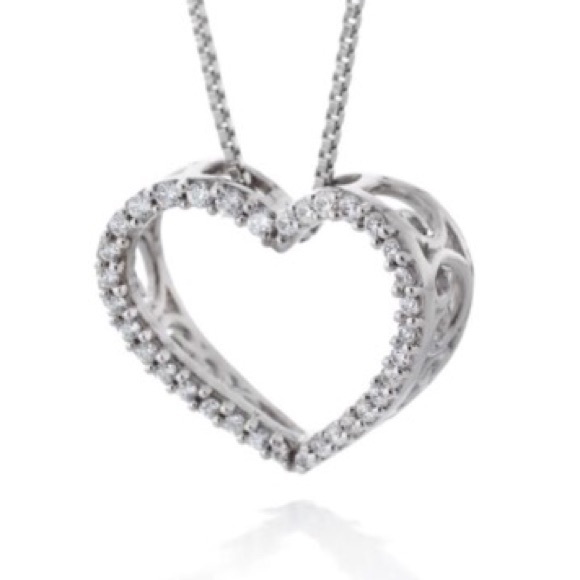 Sterling Silver Diamond Pendant!