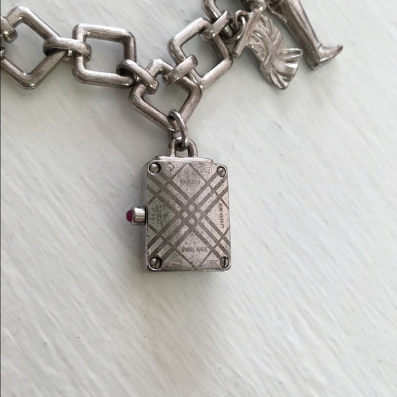 Burberry watch charm bracelet - Picture 4 of 4