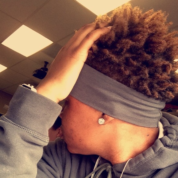 Meet your Posher, Mariah - Picture 2 of 2