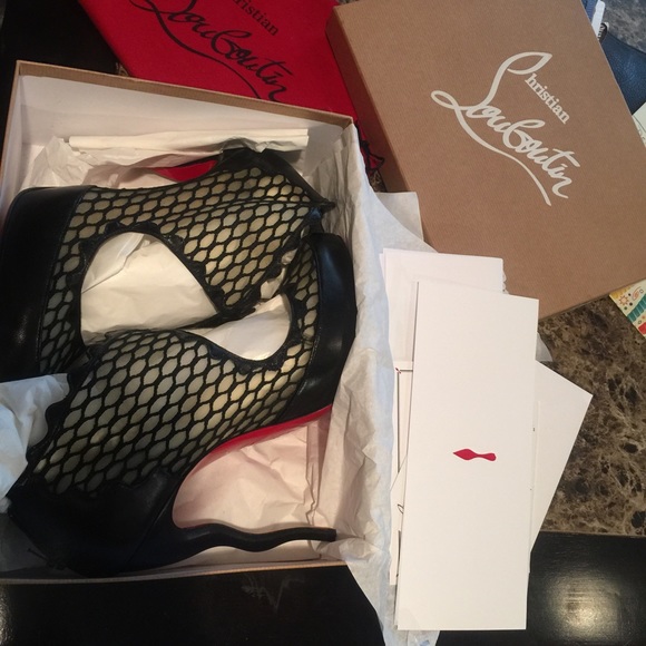 Christian Louboutin SOLD - Picture 3 of 4