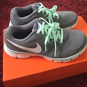 New mint&white Nikes