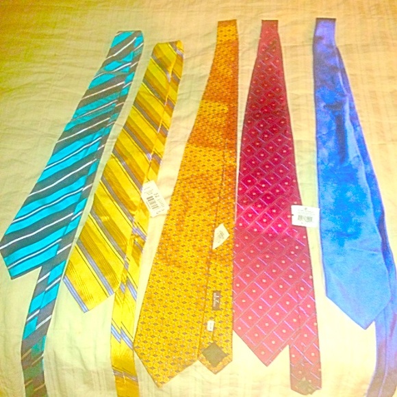 5 designer men's ties! Please read description