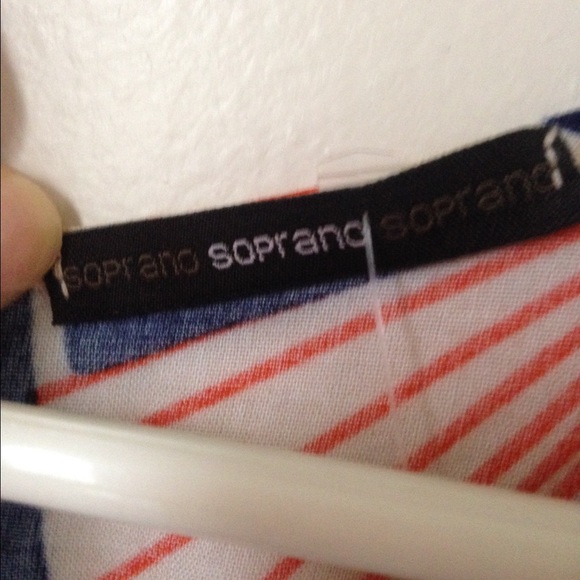 Patterned Romper - Picture 3 of 4