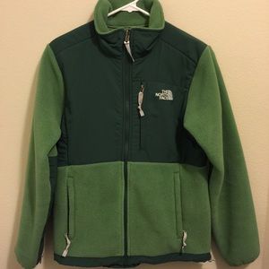 North Face Denali Woman's size medium