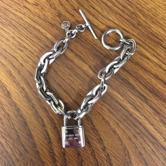 Michael Kors bracelet...brand new...never worn