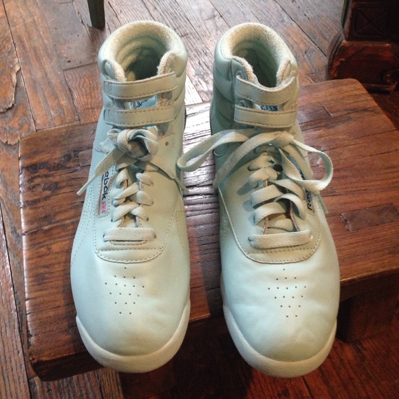 REEBOK shoes