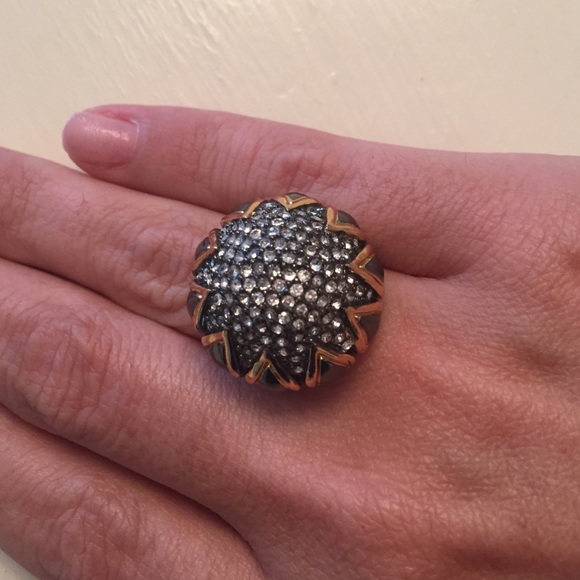 PRICE REDUCED! Stella & Dot starstruck ring
