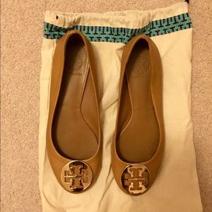 Tory Burch nude flats BARELY worn