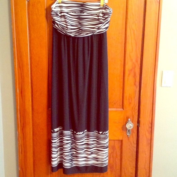 Chico's zebra print strapless maxi