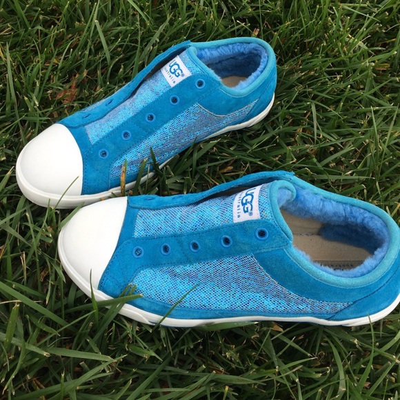 UGG Shoes - ⚫️HP ⚫️ UGG Australia sneakers