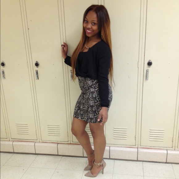 Fitted Pencil Skirt and Stylish top